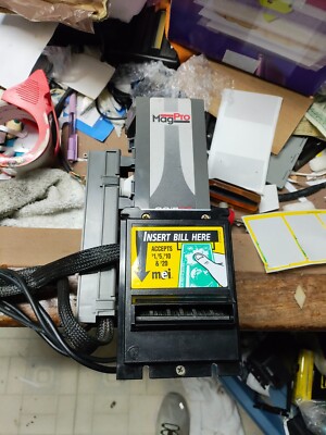 1 COINCO magpro  mag 50Bab BILL ACCEPTOR 1/5/10/20 DOLLAR  bills 11OV/24V