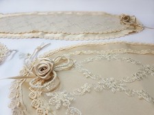 Tris Centrini o Centrotavola 35x45 cm Elegante Ricercato Ricami Pizzo Fiore Bord