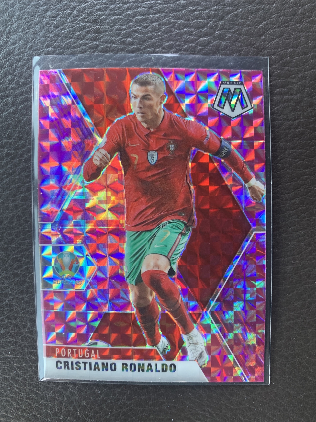 2021 Mosaic UEFA Euro 2020 CRISTIANO RONALDO Camo Pink Mosaic Prizm Refractor