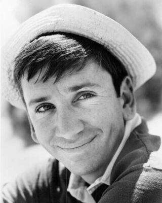 Bob Denver classic portrait in straw hat Gilligan's Island sitcom