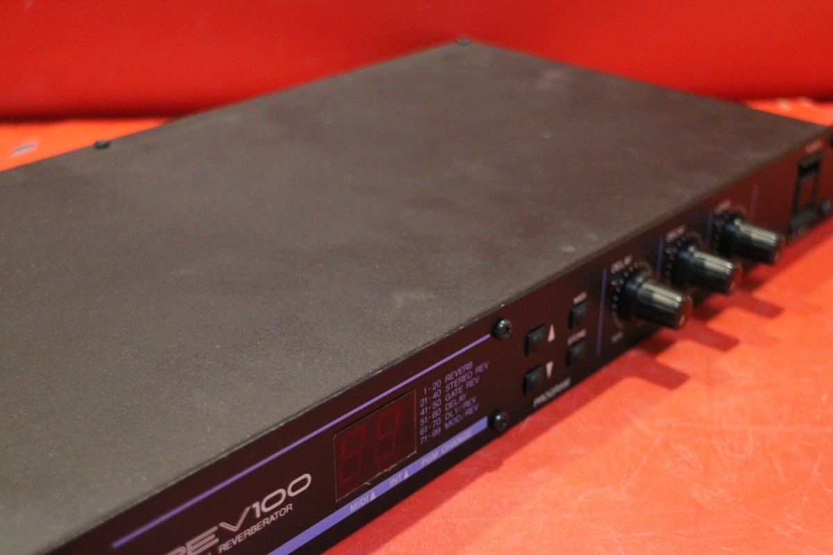 Vintage YAMAHA REV 100 Digital Reverb Reverbrator from Japan U2193