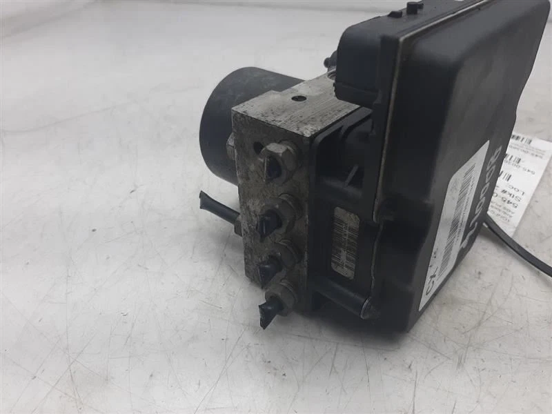 Антиблокировочная тормозная деталь в сборе 4 колеса ABS 07 Chevrolet Avalanche 1500 15905736 - Изображение 3 из 4