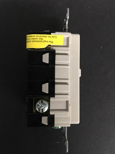 Lutron SCR-20-GFTR-TP Colors 20-Amp Tamper Resistant GFCI Receptacle (B6) - Picture 4 of 6