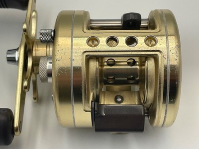 Calcutta 201xt Left Shimano Handed Bait Casting Reel J837 for sale