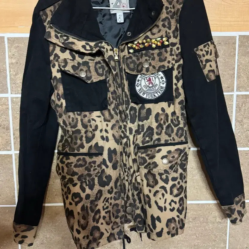 Leopard Pattern Parka Jacket - image 2