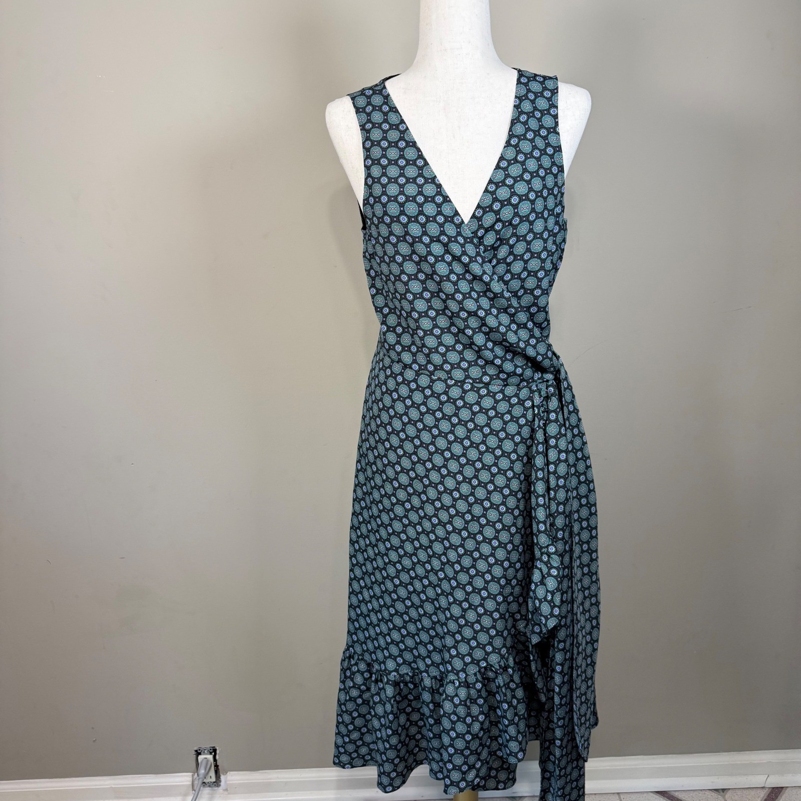 Tory Burch Black Batik Medallion Ruffle Sleeveless Wrap Dress Size 10