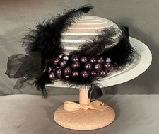 Vintage Women  s White Netted Brimmed Hat w/ Grapes  Black Feathers