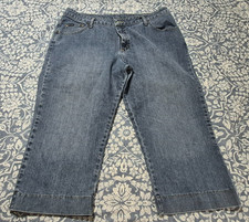 Womens 20w Avg Blue Jeans denim medium wash Capri Pants Cuff Lee Riders GUC