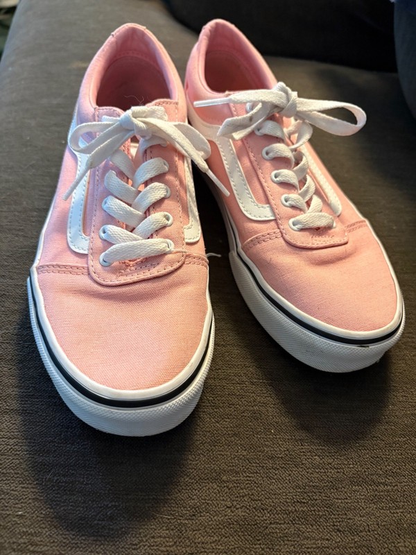 VANS Brooklyn Sepia Rose Women's Canvas Waffle Low top Size 5  NWOB Skate Shoes