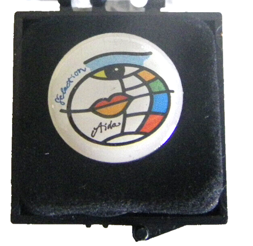 AIDA-PIN IN DER GESCHENKBOX-WELTREISE PIN-AIDA PIN-WELTREISE-TOP ZUSTAND-AIDA-!! - Bild 3 von 6