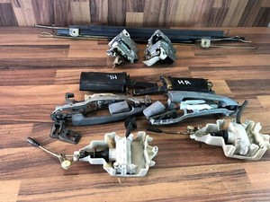 Mercedes Benz W124 Kombi Schlösser , Türöffner außen Türfangband , Zentralpumpe