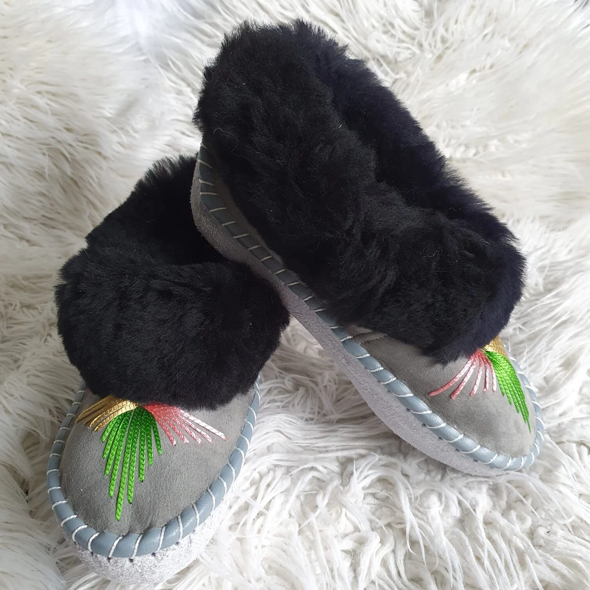 Ladies Womens Furry Sheepskin Slippers Chic and Retro style grey