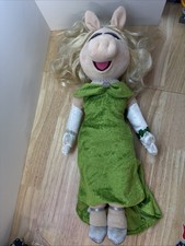 Disney Miss Piggy Bean Bag Plush Green Doll Muppets Most Wanted Authentic 19 in