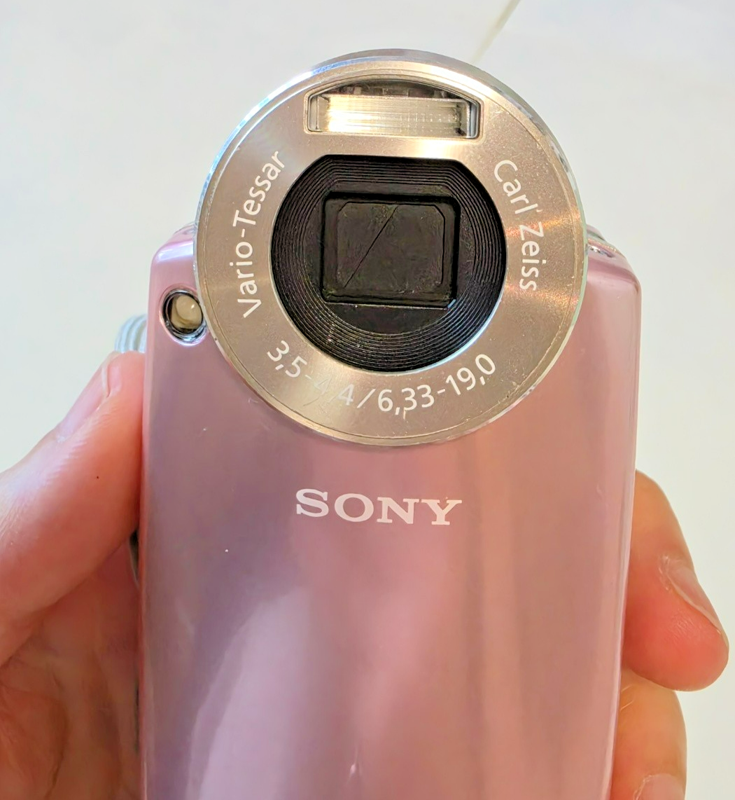 Used SONY Cyber-shot DSC-M2 strawberry milk 5.1MP Compact Camera