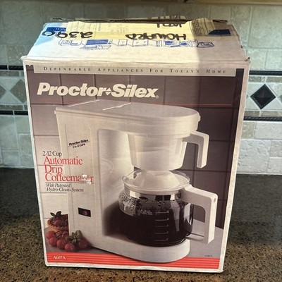 Vintage Proctor Silex A607A 2-12 Cup Coffee Maker White  NEW IN BOX