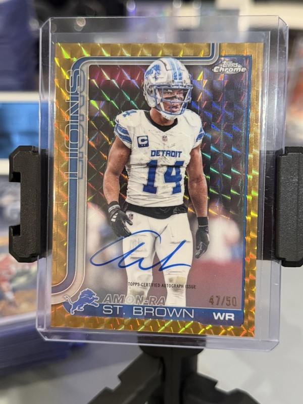 2025 Topps Chrome Amon-Ra St. Brown Chrome Auto Gold Wave Refractor 47/50