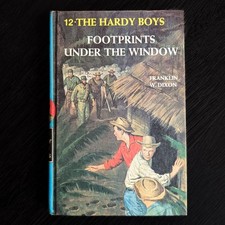 12 Footprints Under the Window (1965 YN):  Hardy Boys Book Blue-Back
