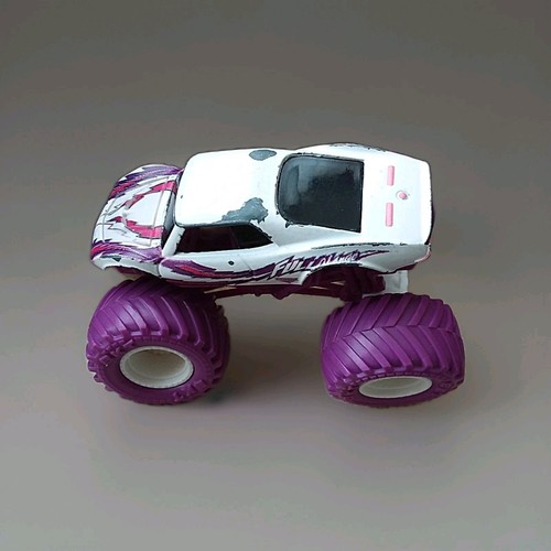 Monster Truck Night Shifter Die Cast - Imagen 5 de 13