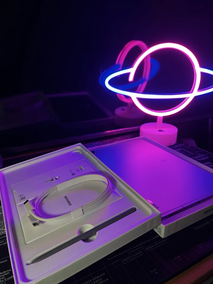 Samsung Galaxy Tab S9 FE (Wi-Fi) 10.9" 6GB 128GB SM-X510 Gray - Immagine 4 di 4