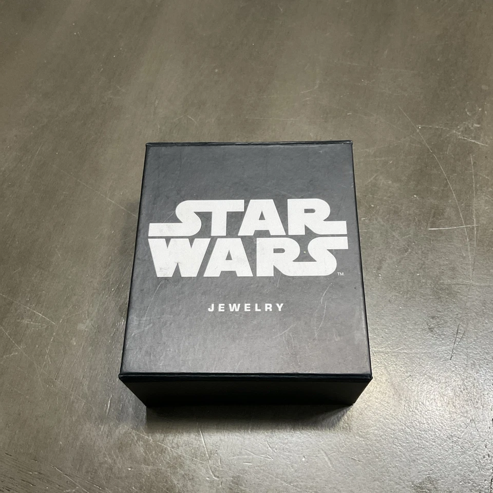 NUEVO Anillo de Acero Inoxidable STAR WARS THE FORCE AWAKENS - Talla 10 Foto 3 de 4