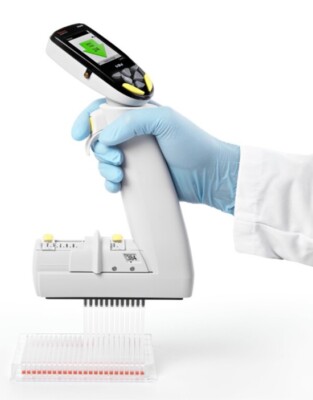 Eppendorf E-clip Tip Electronic Pipette 8-Channel 12.5µL   Lab Instrument
