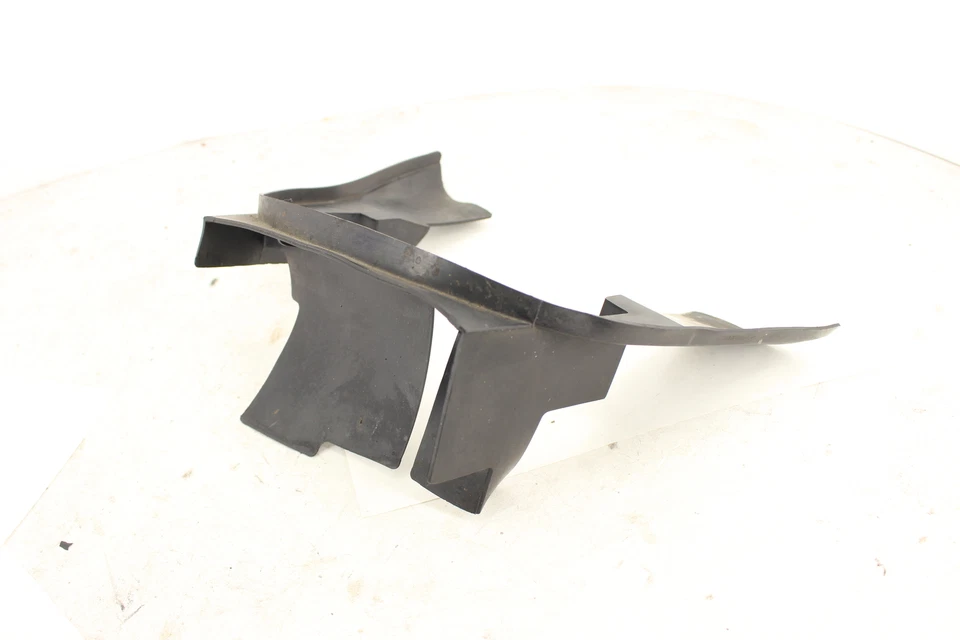 Guardabarros trasero Yamaha Yzf R1 2006 goma 5vy-2117r-00-00 Foto 4 de 4