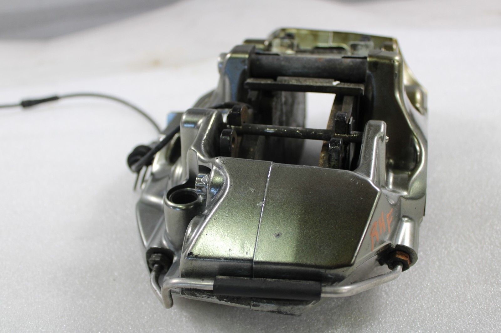 McLaren 720S, RH, Right, Front Brake Caliper, Silver, Dmg, Used, P/N 14CA088CP