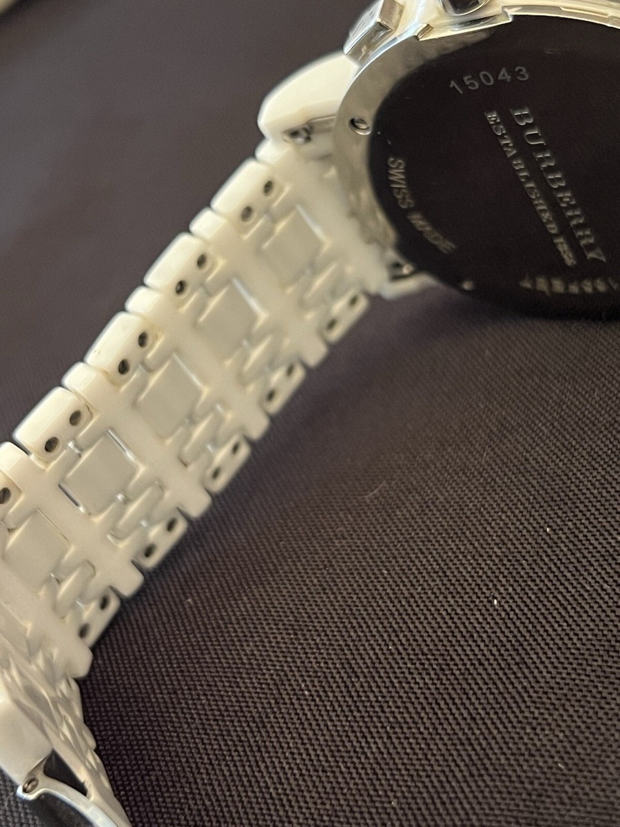 BURBERRY MENS WATCH LOGO HERITAGE WHITE CERAMIC SWISS BU1770 40MM