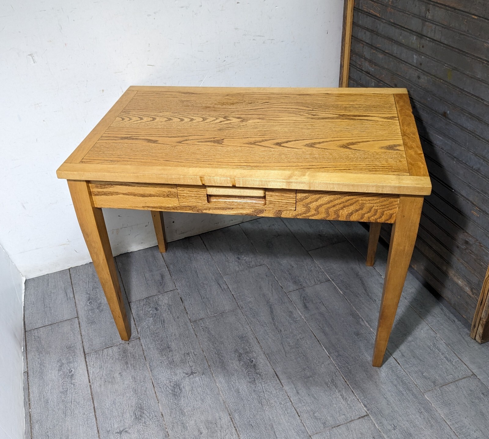 Vintage Handcrafted Rustic Farmhouse Country Solid Oak Wood End Table w