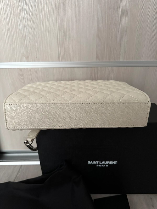 Borsa busta Saint Laurent