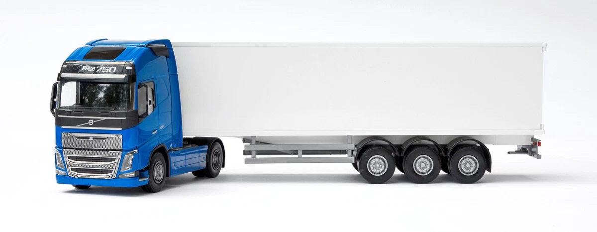 EMEK - Camion transport de bois avec grue de chargement - VOLVO FH16
