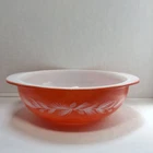 Vintage Promotional Holiday Pine Cone 2qt Pyrex Casserole Mixing Bowl Oven Safe