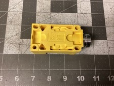 TURCK CP40 1/2-14npt MOUNTING BASES  (LXB16A)
