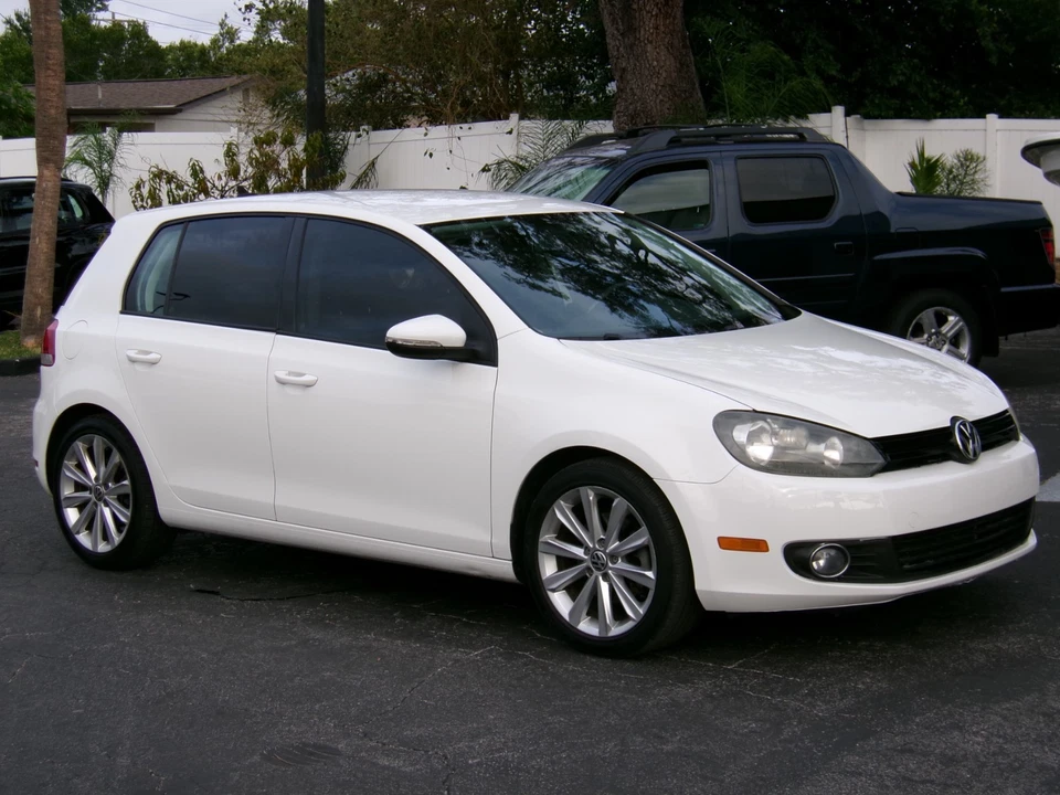 Volkswagen Golf 2012  Foto 3 de 4