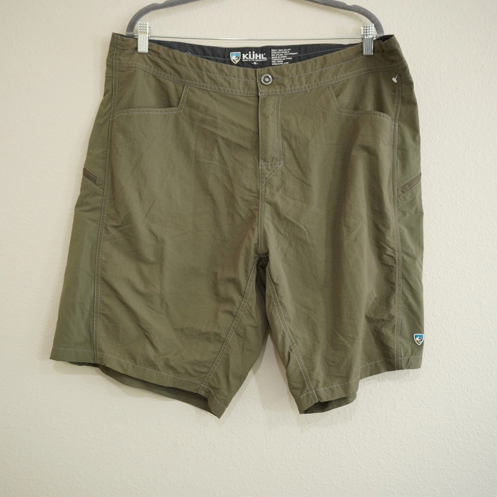 Kuhl Renegade Men's Size 40 Olive Green Hiking Shorts Stretch Cargo Outdoor