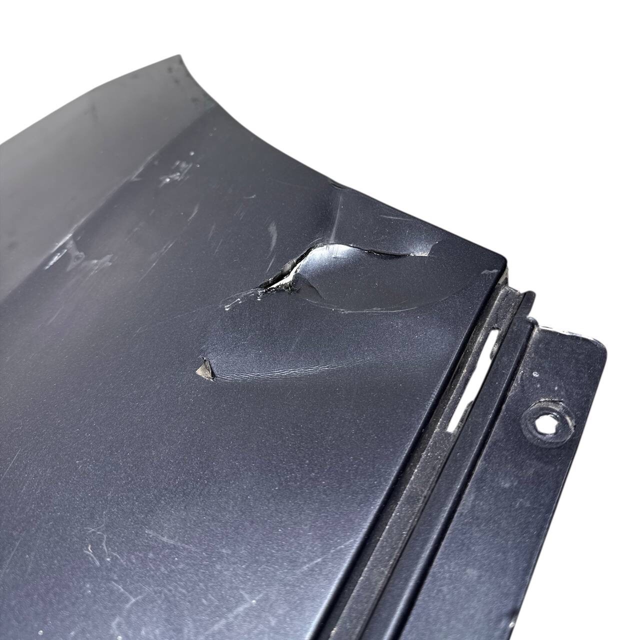2019 2020-2024 ROLLS ROYCE CULLINAN REAR BUMPER RIGHT PASSENGER COVER END PANEL