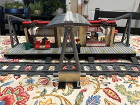 LEGO CITY: High-speed Passenger Train (60051) And Train Station (60050)