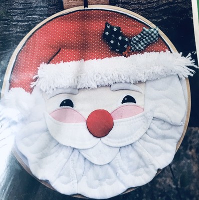 14  JOLLY SANTA Round Hoop Christmas 3 D Pattern Quilt Beard GR8 Wallhanging