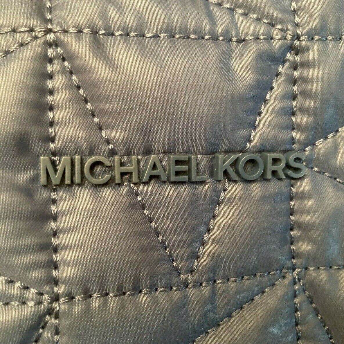 Michael Kors Winnie Medium Quilted Nylon Blue Backpack  display picture 3