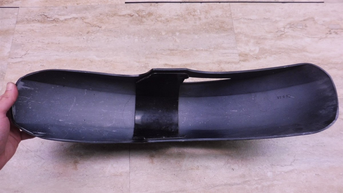 1985 Kawasaki GPZ400 ZX400 Front Fender Guard #35004-1098 PL180+