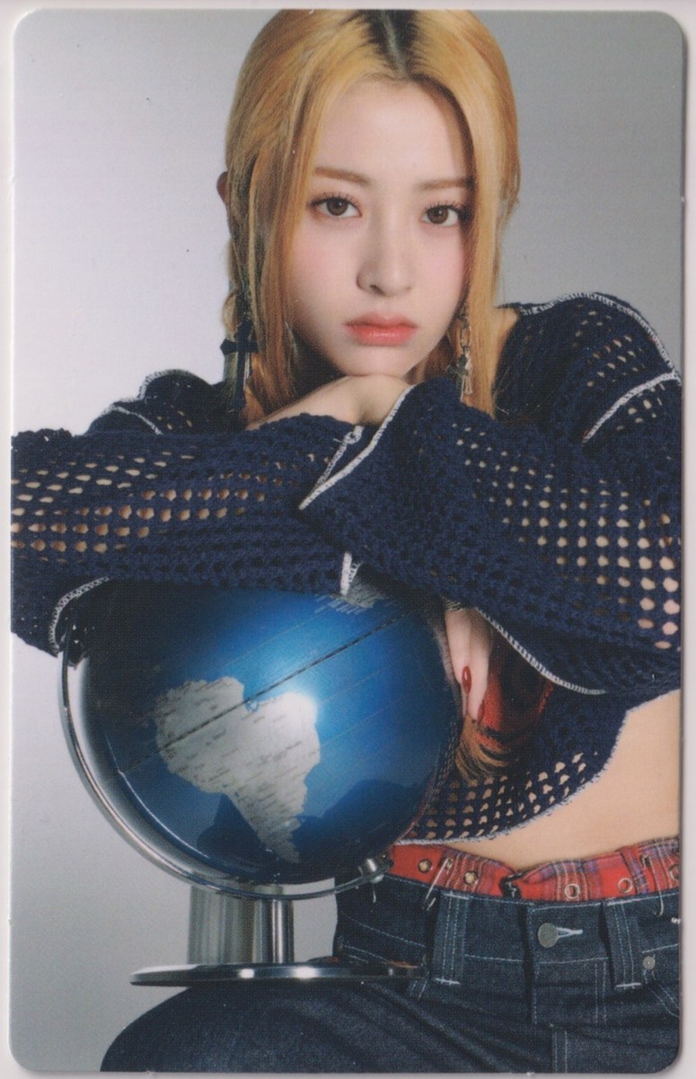 LE SSERAFIM Yunjin Official Photocard | Fearnada S/S Merch 02 | eBay