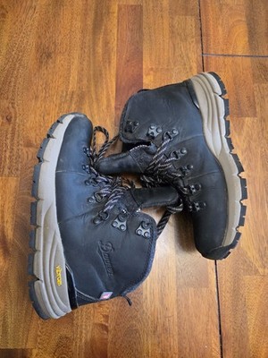 Danner Dry Weatherized Mountain 600 Jet Black Leather Taupe Boots Women's 6