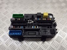 Opel Zafira B 2005 Benzin Sicherungskasten komplett 13220831 MOG155596