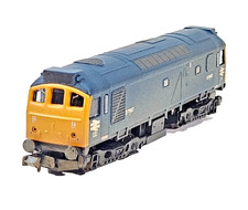 Graham Farish 371-076 N Gauge Class 25 D7667 Weathered Locomotive Tested Runner.