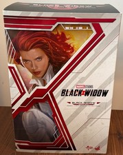 Hot Toys MMS601 Black Widow 1/6th scale (Snow Suit Version) Collectible Figure