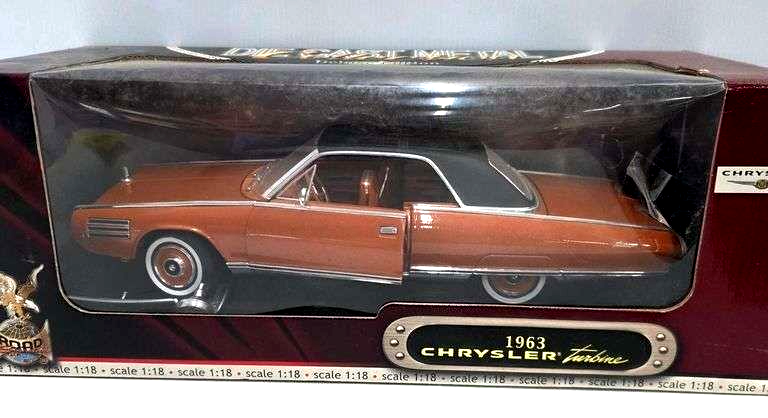 1963 CHRER Turbine ミニカー Road Signature 1963 Chrysler Turbine 1:8 Diecast Model Car