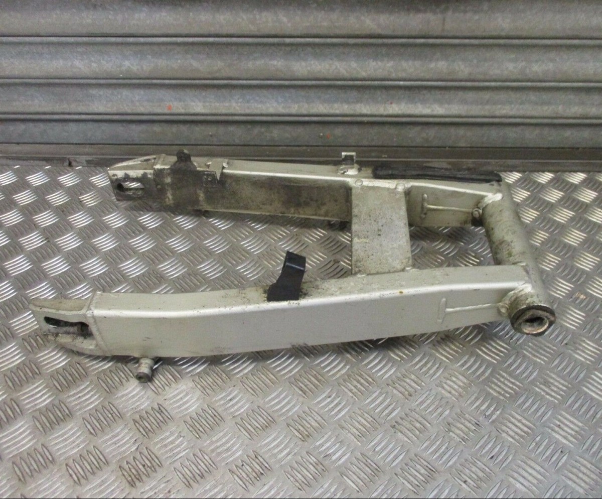 Kawasaki Ninja ZX9-R (1998-2000) Swingarm #1 | eBay