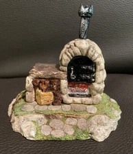 Habitat Hideaway HH020 Witch's Stove for Wee Forest Folk  Miniature Displayer