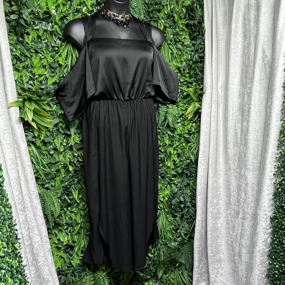 Macacão ASOS Feminino 14 Preto Calça Curta Ombro Frio Romper Perna Larga 2662 - Imagem 3 de 4