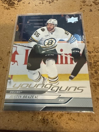 Upper Deck Justin Brazeau Young Guns RC Boston Bruins 2024-25 NMMT Card Rookie